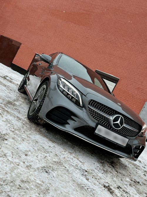 Mercedes-Benz C-класса после полировки кузова